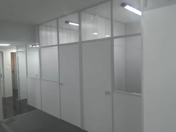 Divisórias usadas em Curitiba